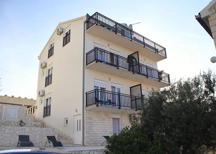 Apartamento Seaside With A Swimming Pool Okrug Donji, Ciovo - 8664 Trogir