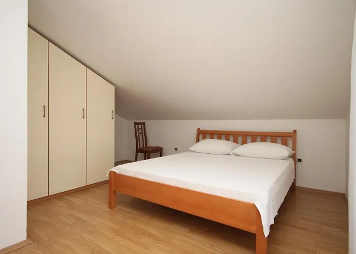Seaside With A Swimming Pool Okrug Donji, Ciovo - 8664 Apartamento
