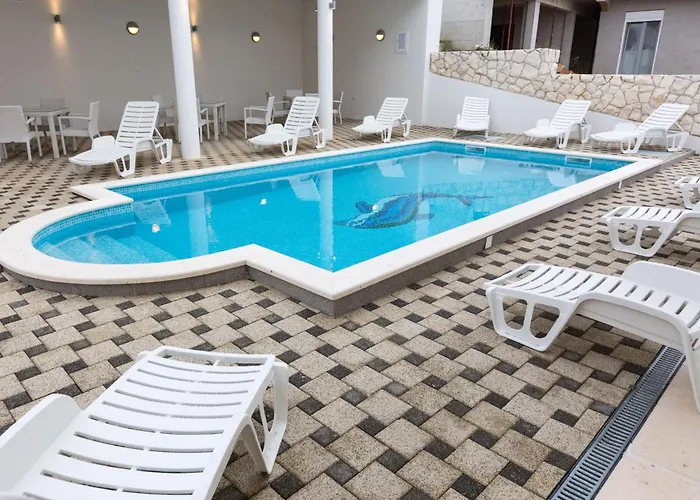 Seaside With A Swimming Pool Okrug Donji, Ciovo - 8664 Apartamento *